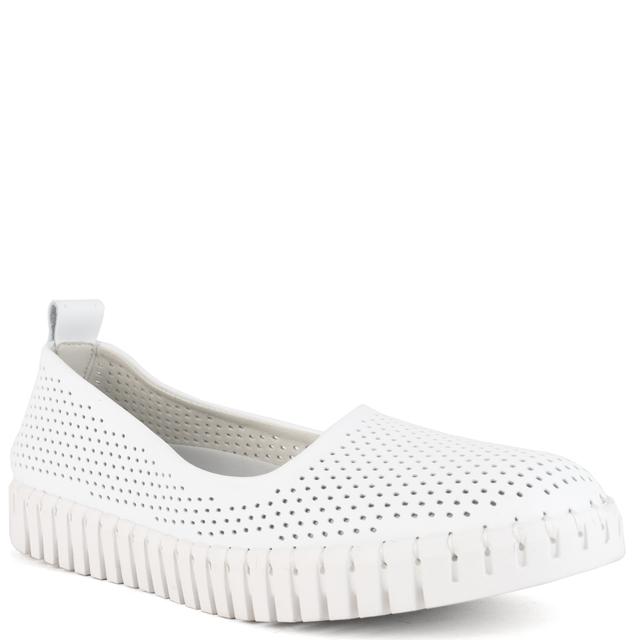 Balerinos moterims, Balta, Ballerinas