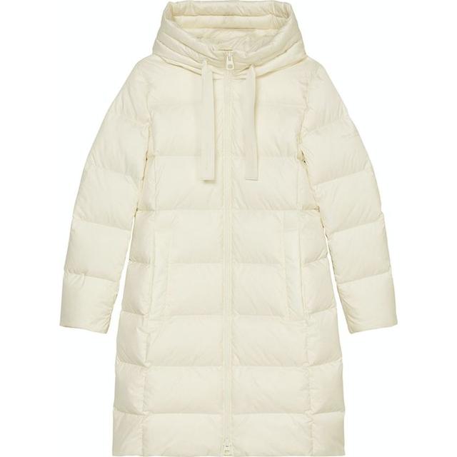 Paltas moterims, Balta