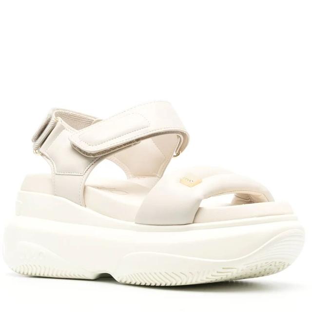 Basutės moterims, Smėlio, JUNE 01