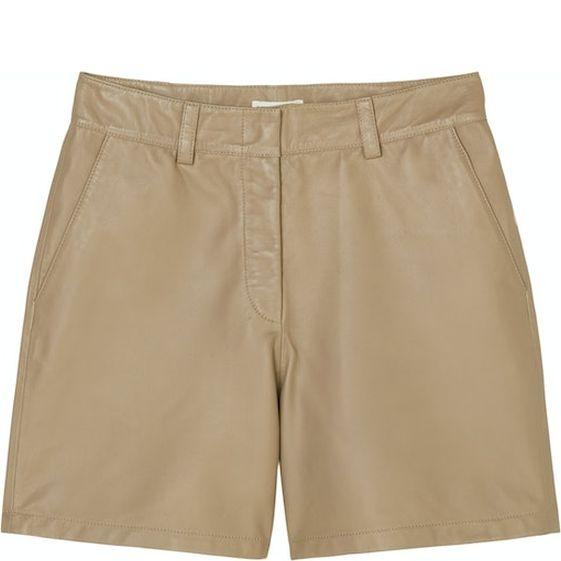 Šortai moterims, Marga