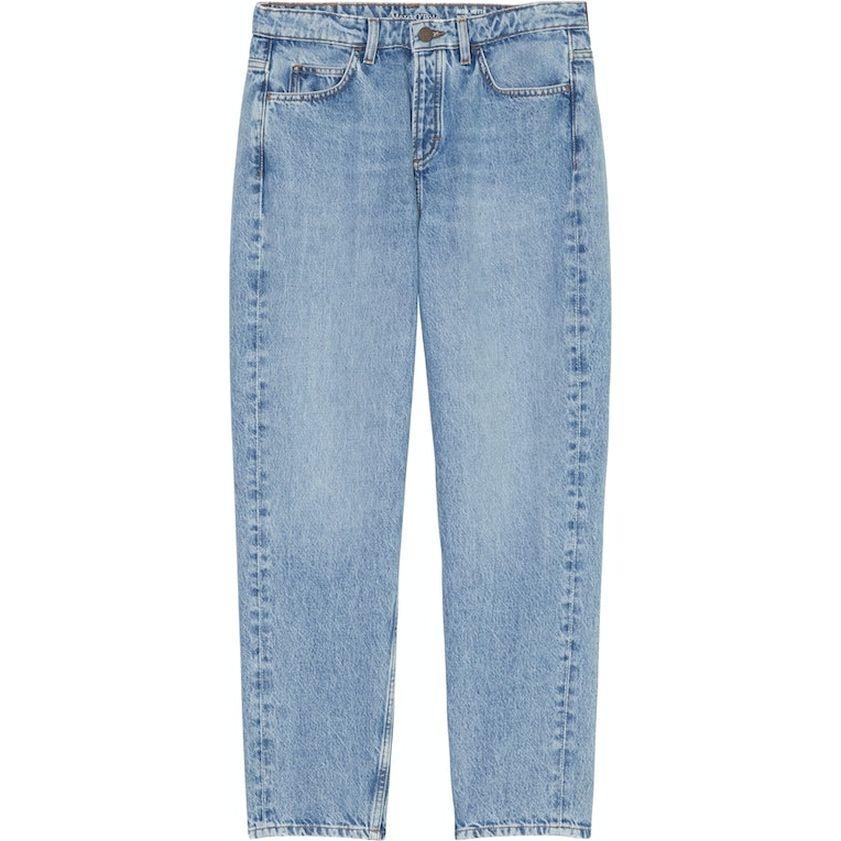 Tiesūs džinsai moterims, Mėlyna