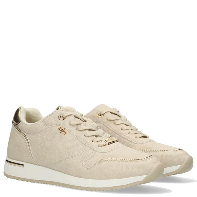 Laisvalaikio bateliai moterims, Kūno, Eke leisure