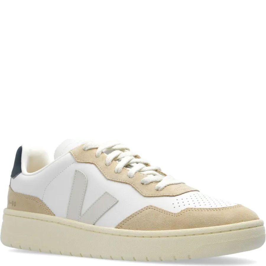 Laisvalaikio bateliai moterims, Balta, V-90 o.t. leather sneakers