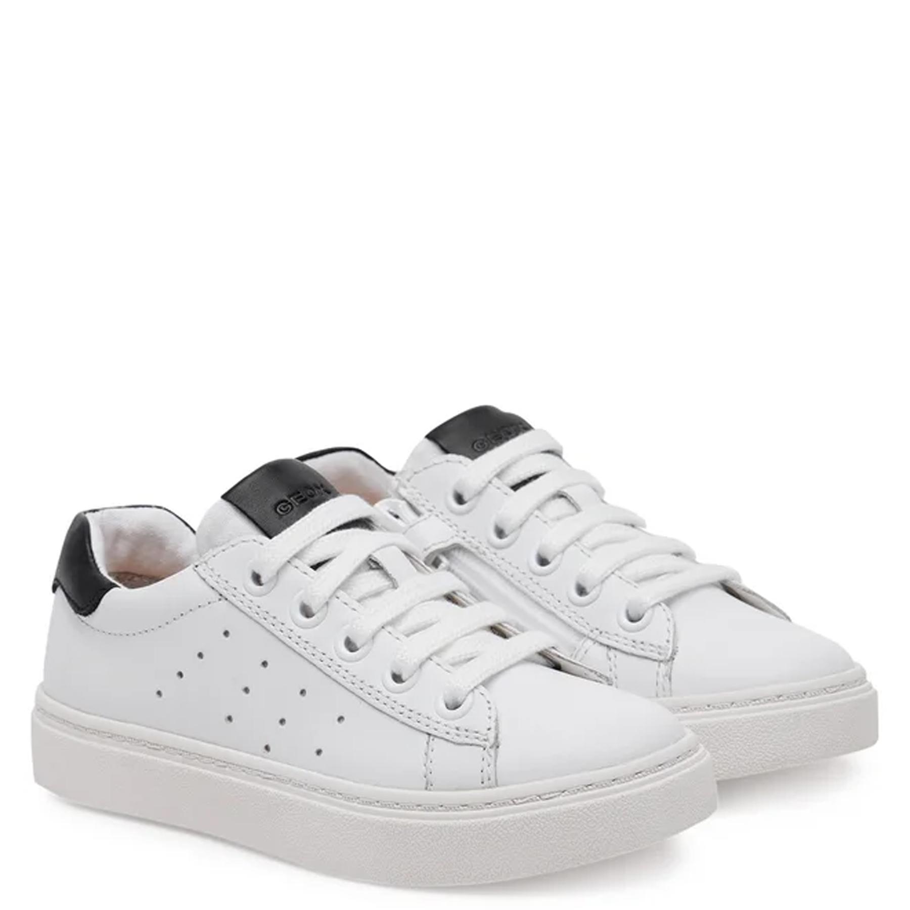 Laisvalaikio bateliai berniukams, Balta, Nashik leisure