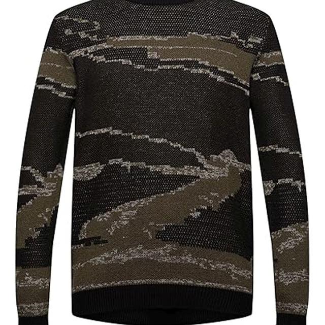 Megztinis vyrams, Juoda