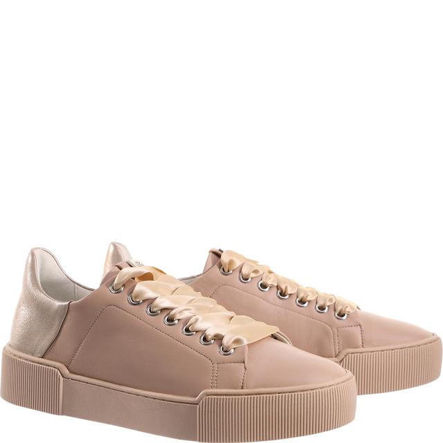 Laisvalaikio bateliai moterims, Kūno, Blade leisure