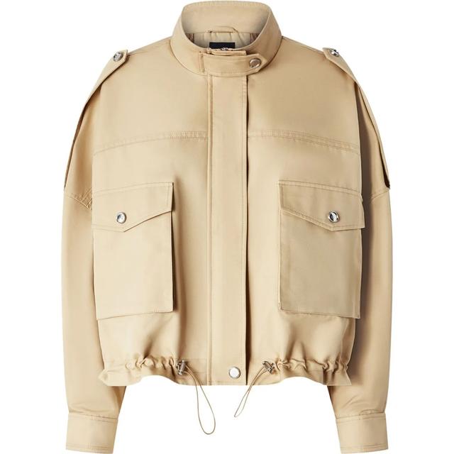 Bomberis moterims, Smėlio, Come mai caban bombers