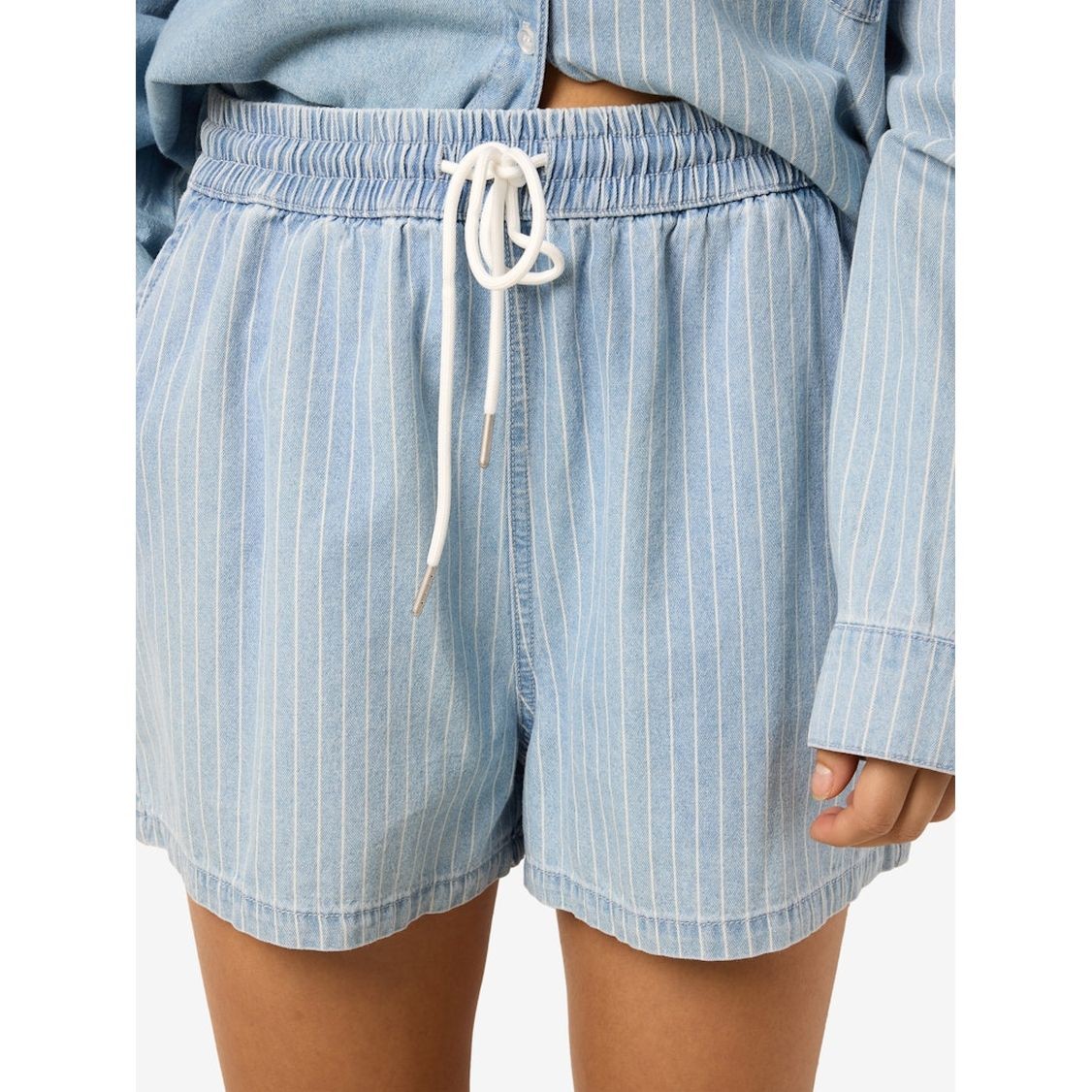 NOISY MAY Šortai moterims, Mėlyna, Katri elastic stripe short 5