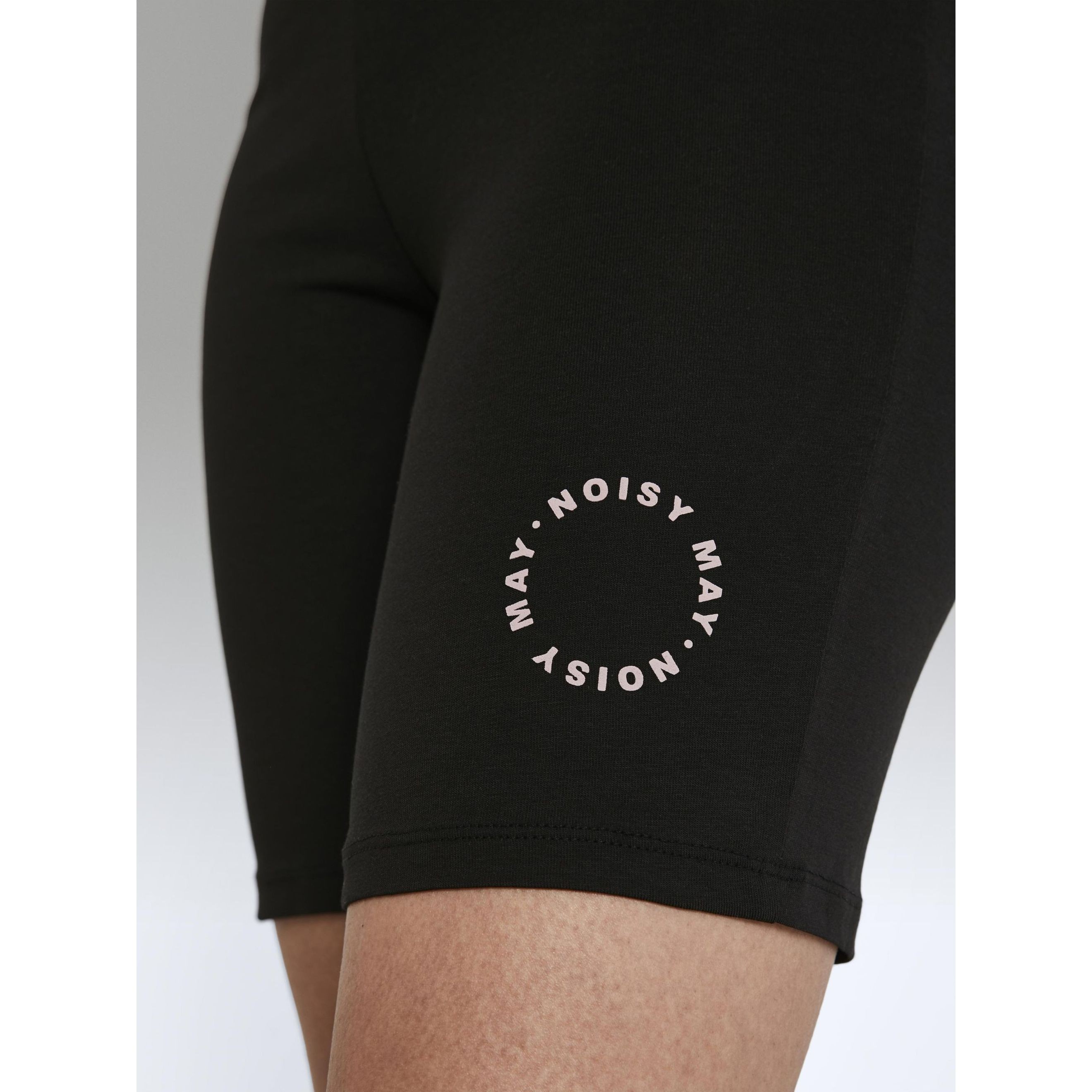 NOISY MAY Šortai moterims, Juoda, NMKERRY HW LOGO SHORT 2