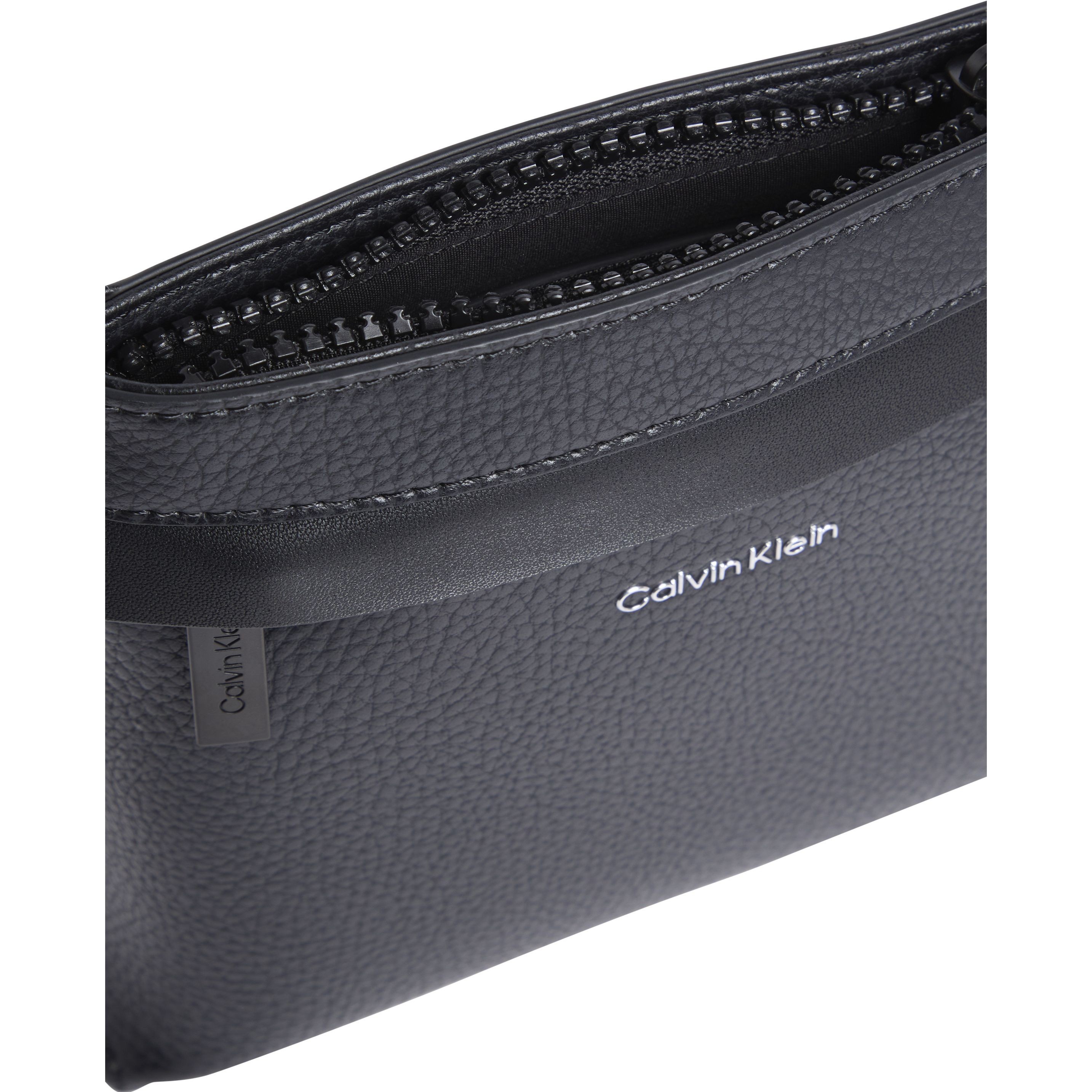 CALVIN KLEIN Rankinė per petį vyrams, Juoda, Must flatpack xs 3