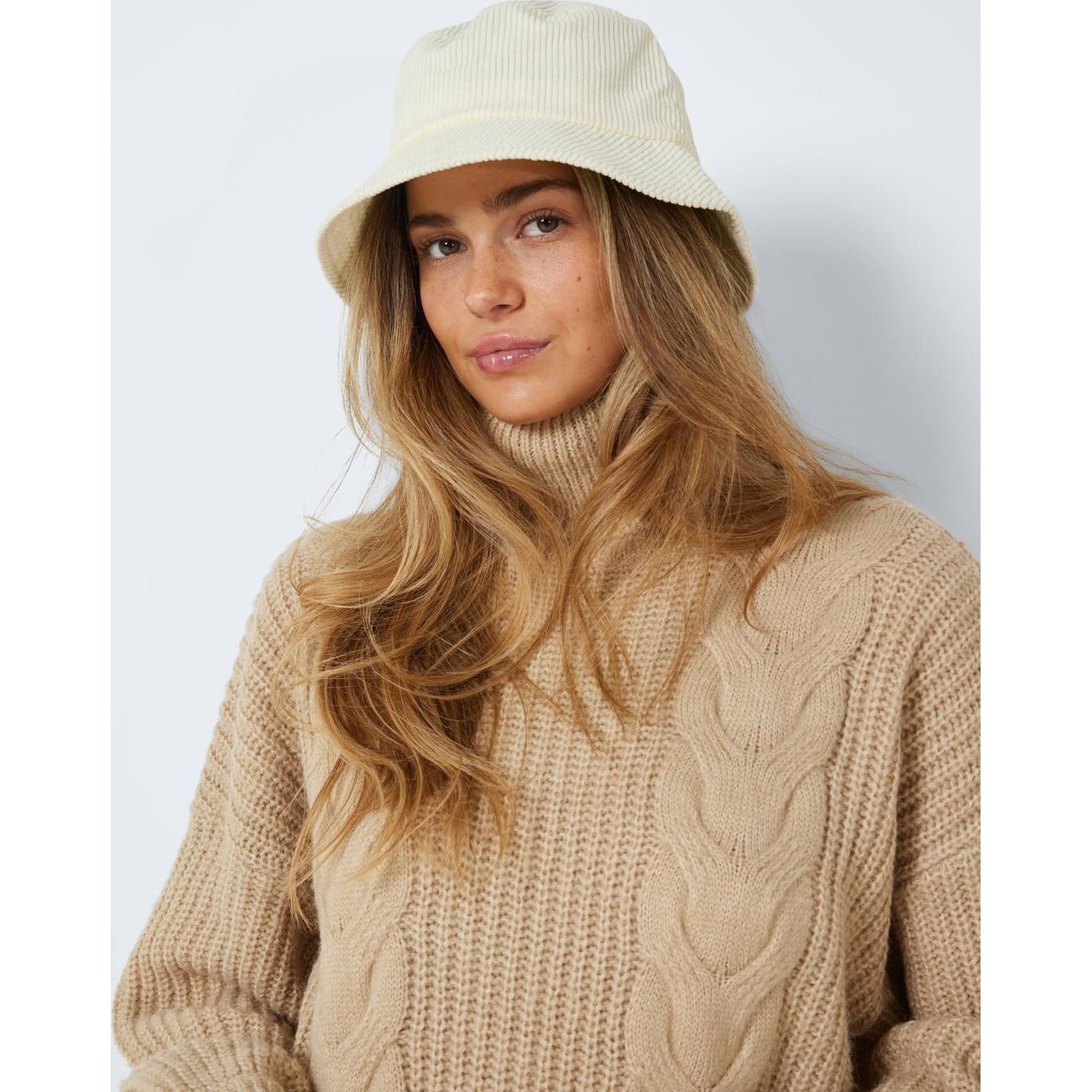 NOISY MAY Skrybėlė moterims, Smėlio, NMLISA BUCKET HAT 2