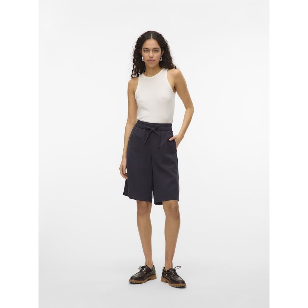 VERO MODA Šortai moterims, Juoda, Carmen long shorts 4