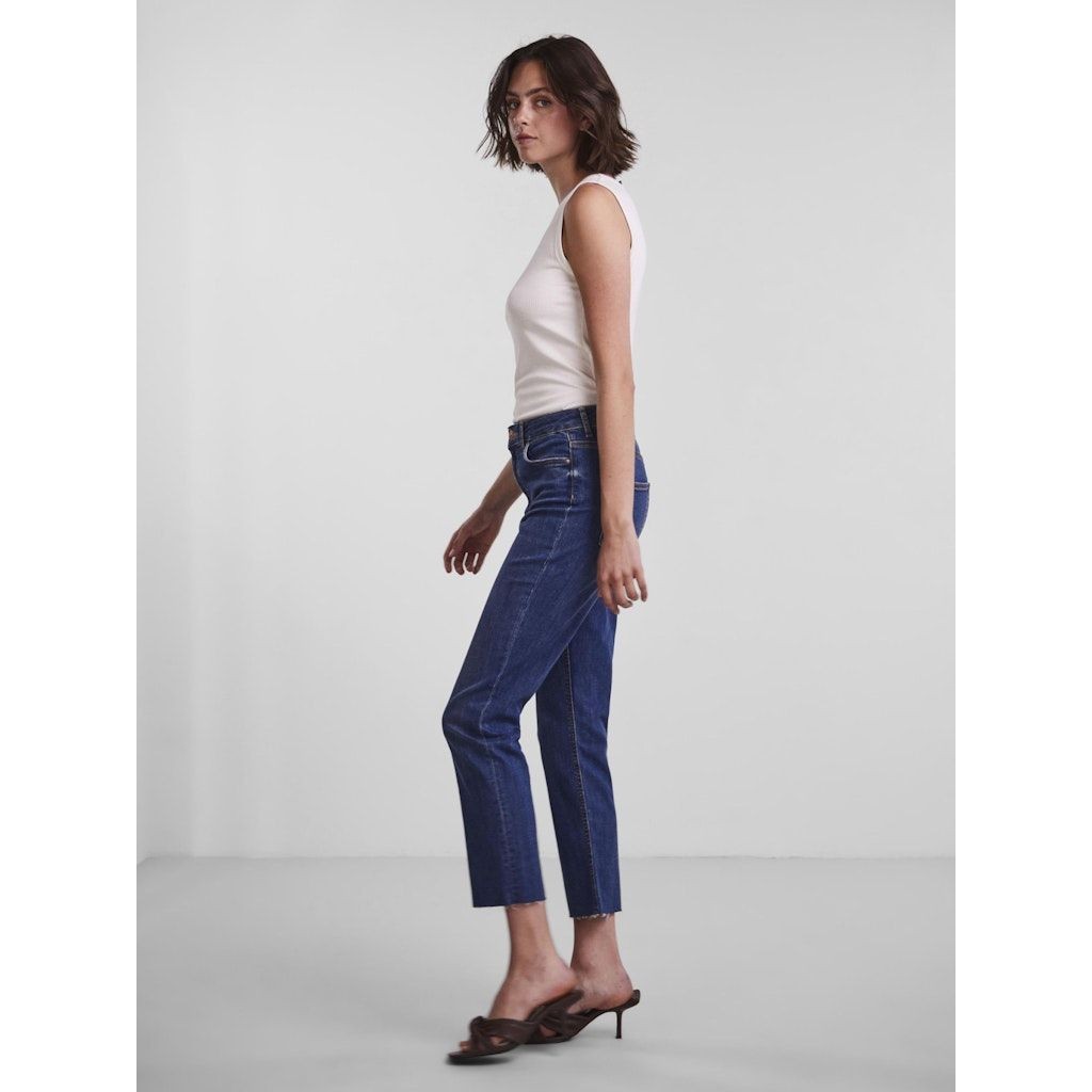 PIECES Tiesūs džinsai moterims, Juoda, PCDELLY STRAIGHT HW 2