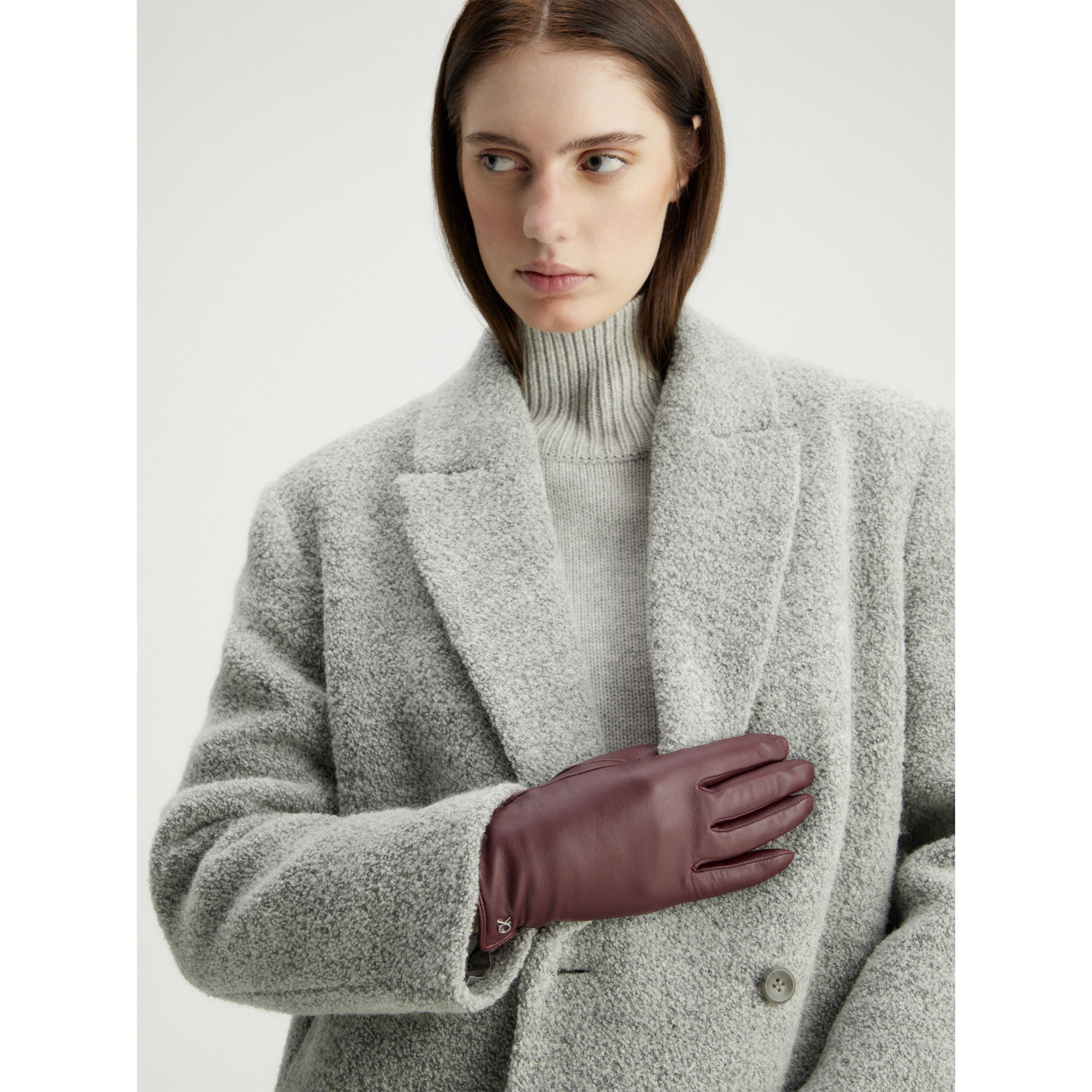 CALVIN KLEIN Pirštuotos pirštinės moterims, Vyšninė, Metal leather gloves 3