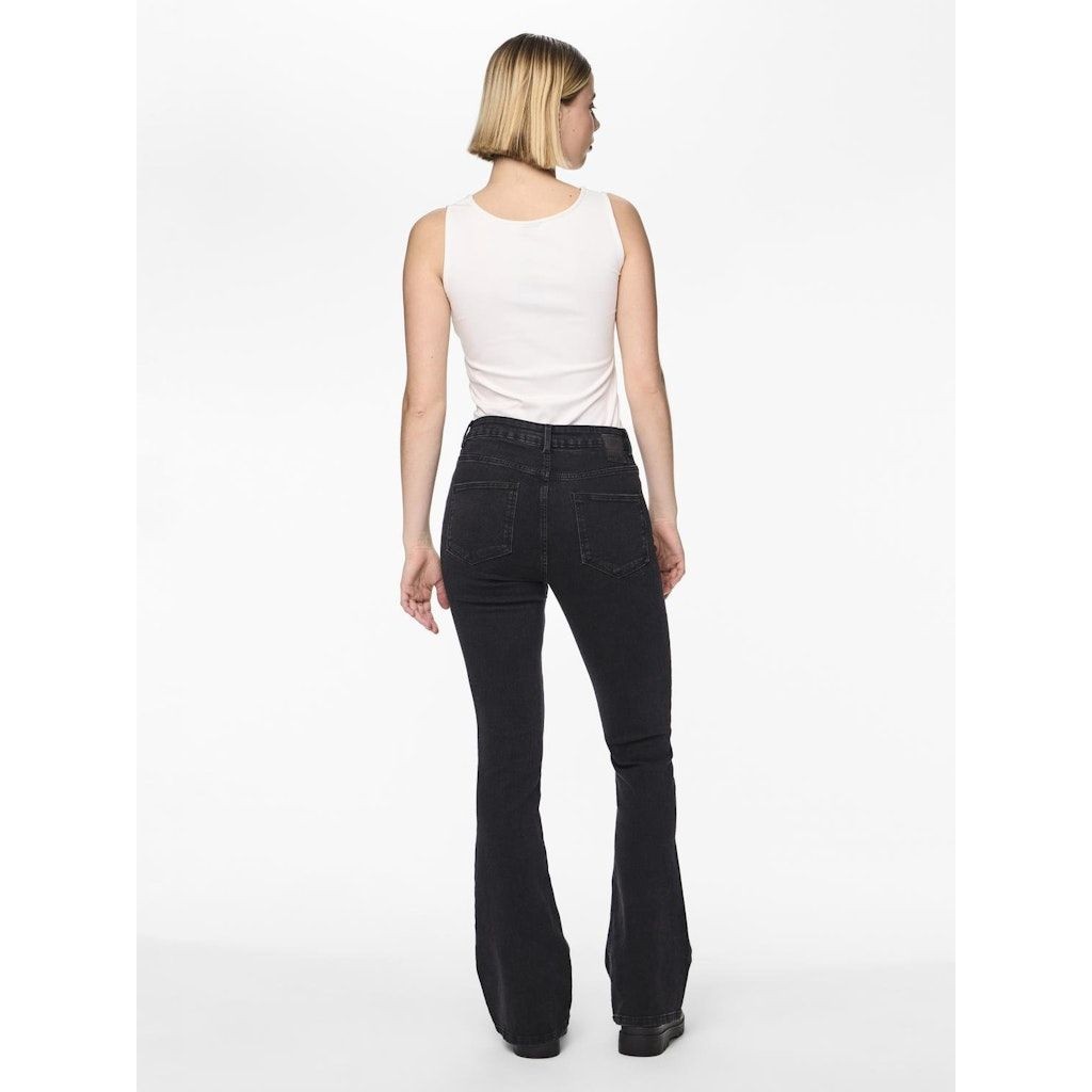PIECES Platėjantys džinsai moterims, Juoda, PCPEGGY FLARED HW JE 4