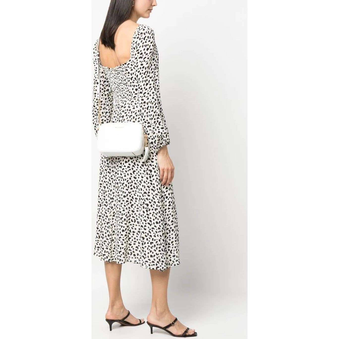 MICHAEL KORS Rankinė per petį moterims, Balta, Medium camera bag 5