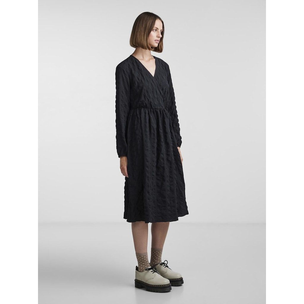 PIECES Midi suknelė moterims, Juoda, PCJOANNA LS MIDI DRE 5