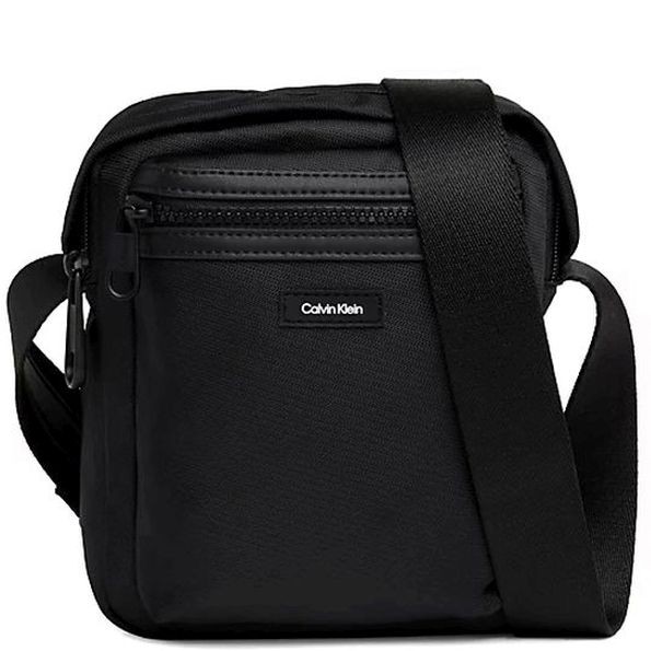 CALVIN KLEIN Rankinė per petį vyrams, Juoda, Essential reporter 1