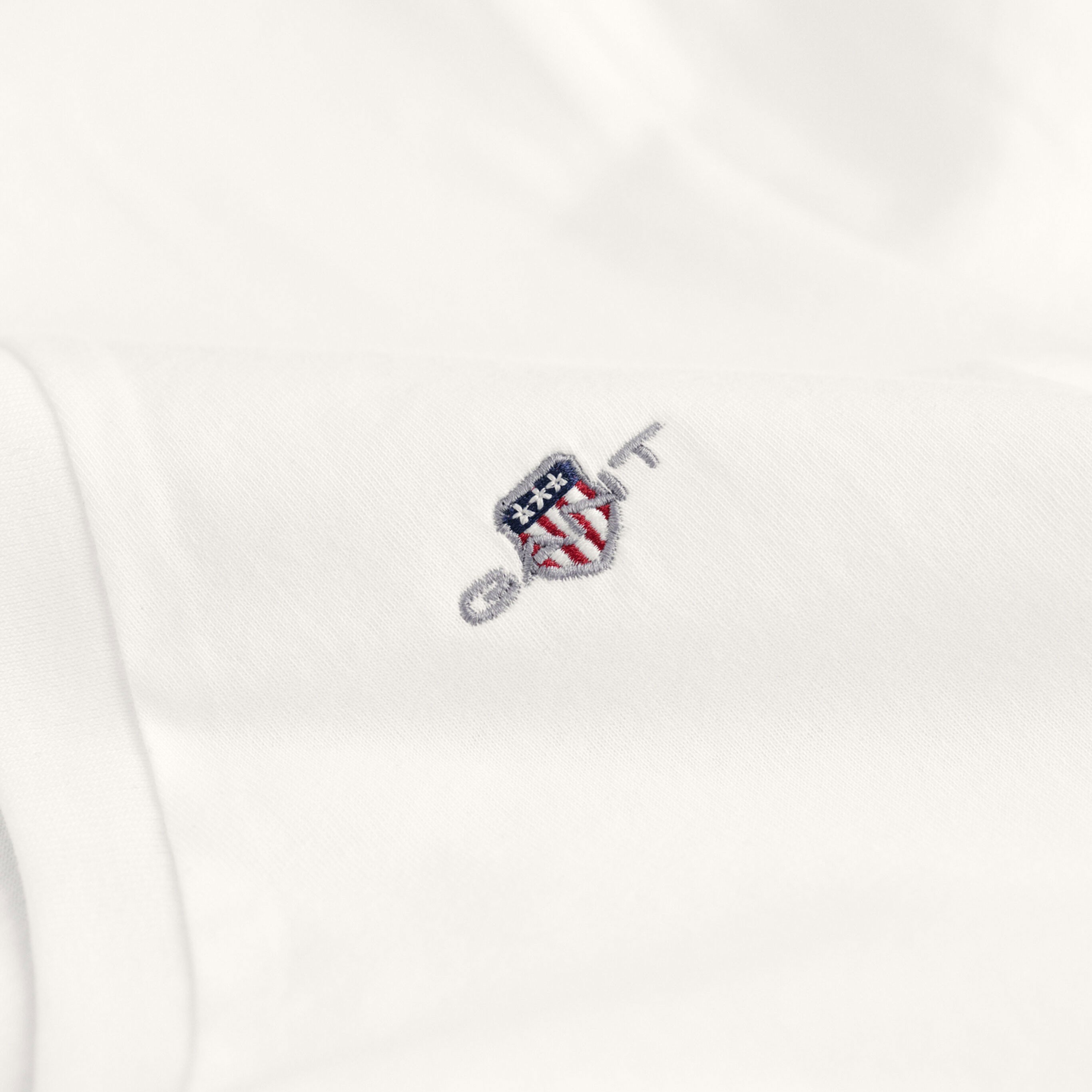 GANT Marškinėliai moterims, Balta, REG SHIELD SS V-NECK T-SHIRT 2