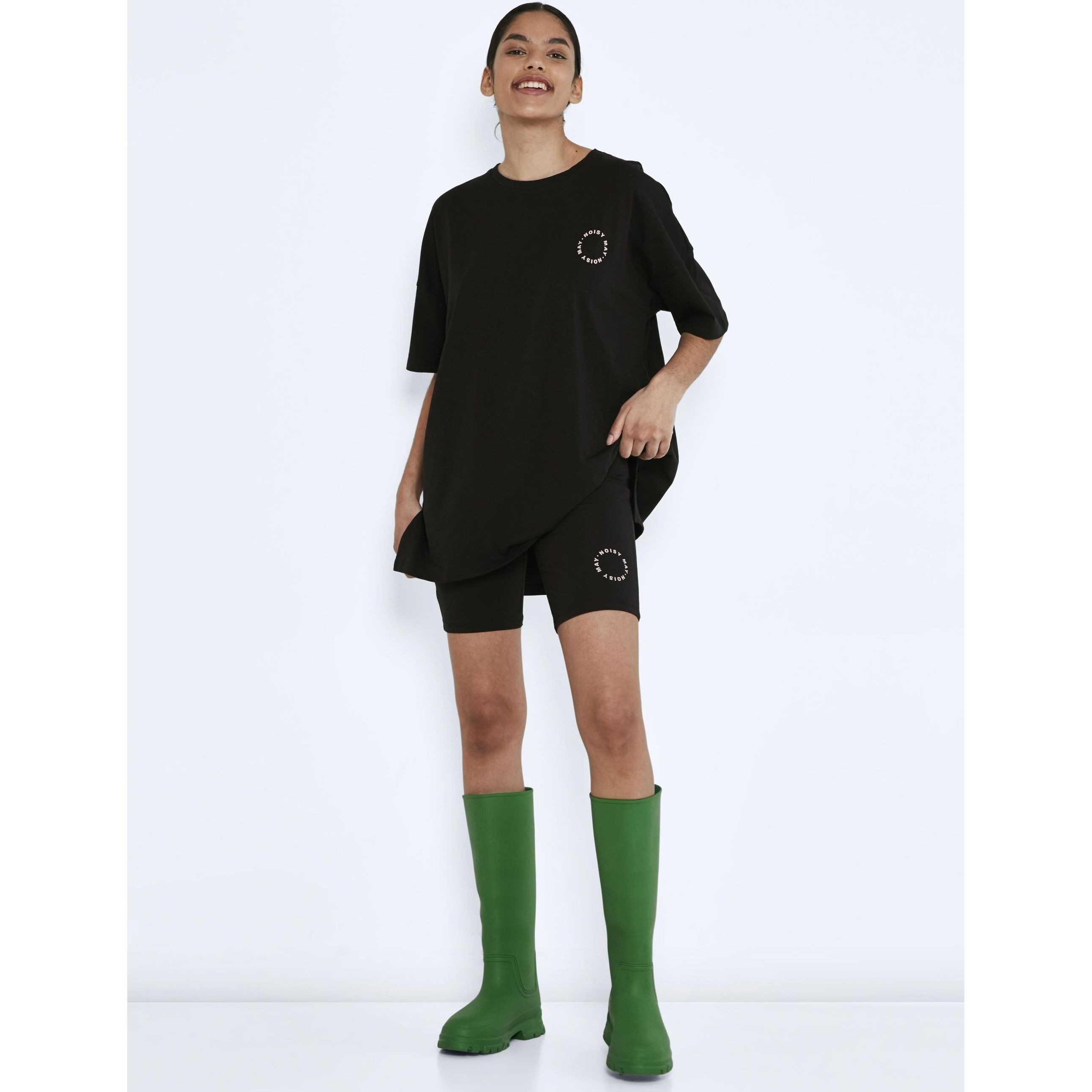 NOISY MAY Šortai moterims, Juoda, NMKERRY HW LOGO SHORT 9