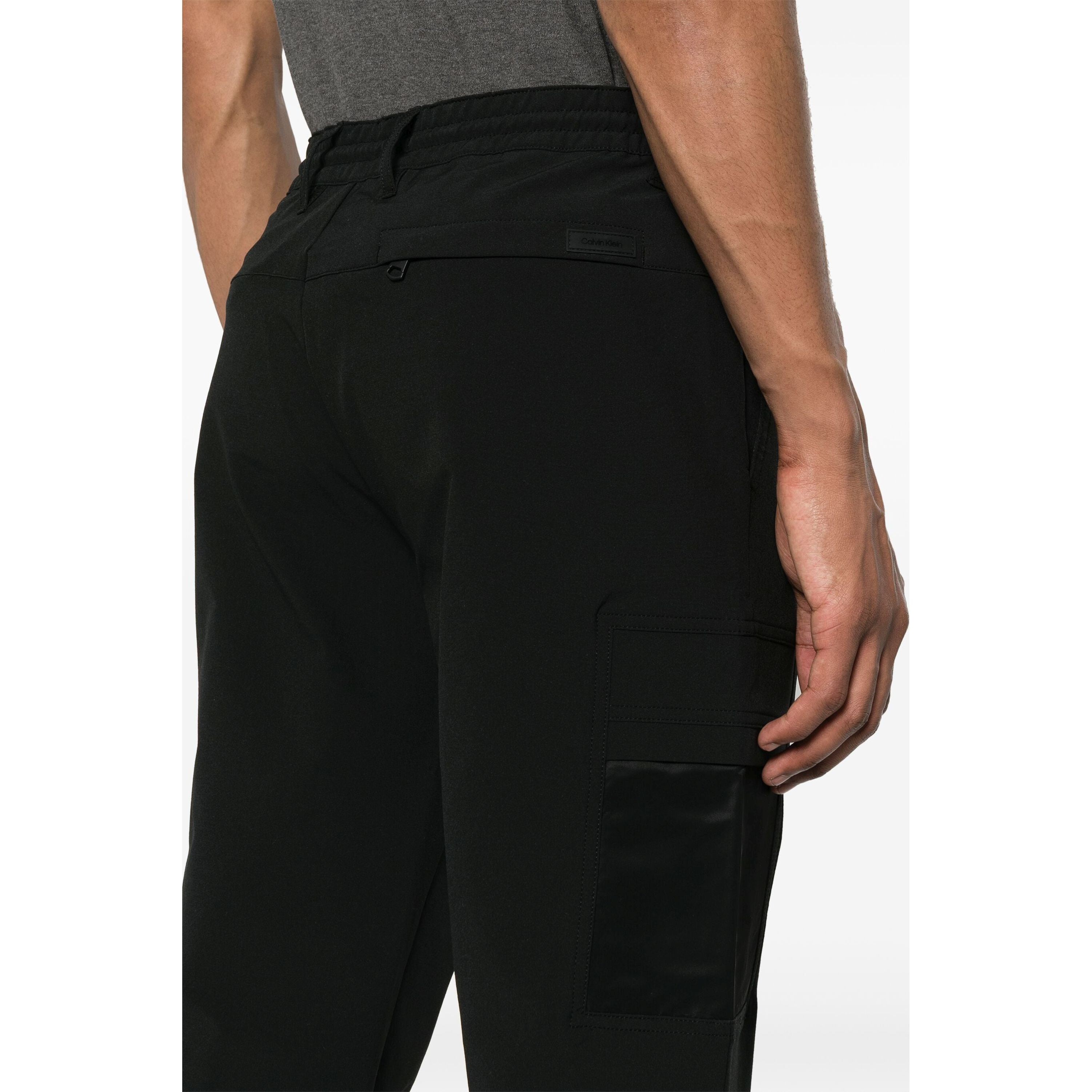 CALVIN KLEIN Kelnės vyrams, Juoda, Cargo 4