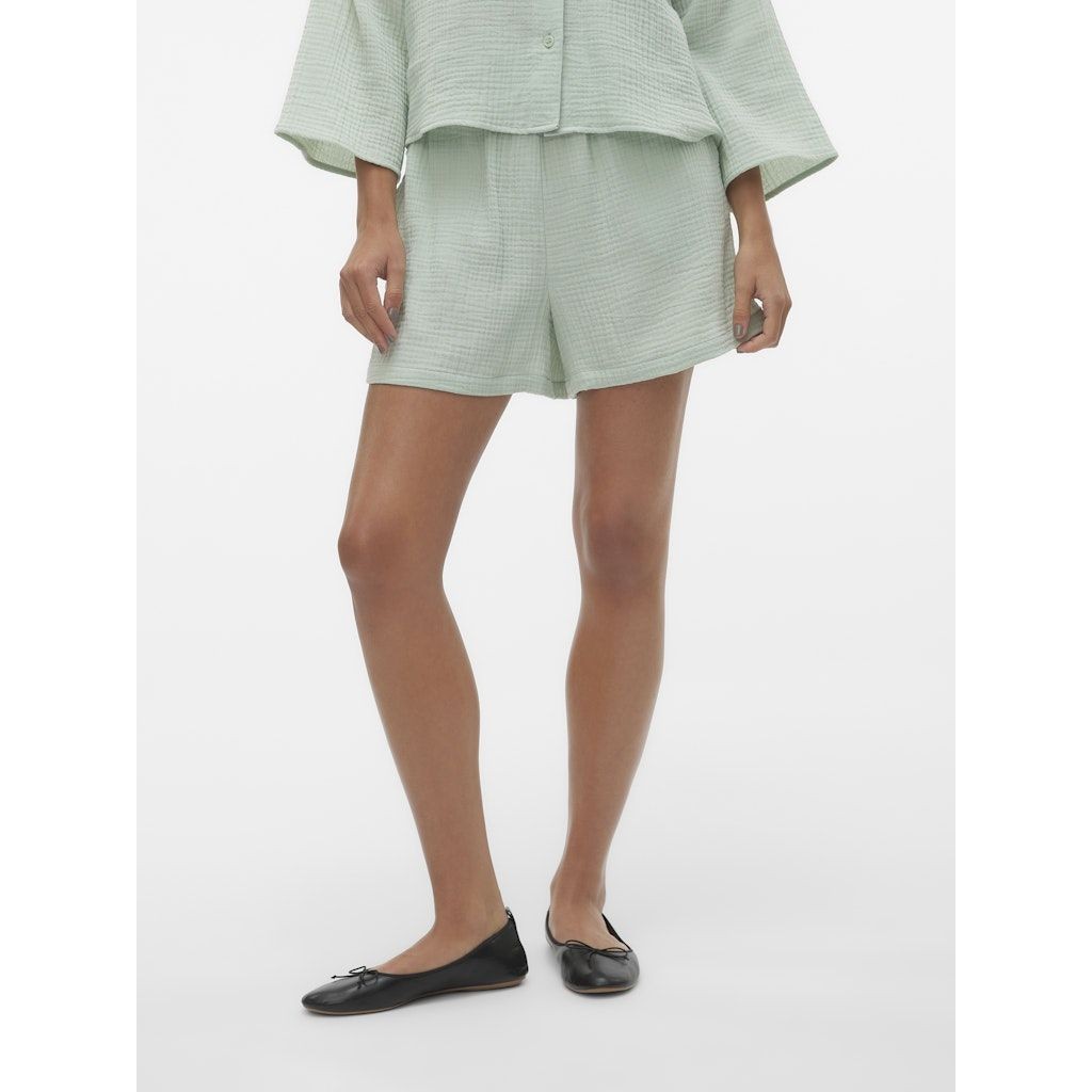 VERO MODA Šortai moterims, Žalia, Natali shorts 1