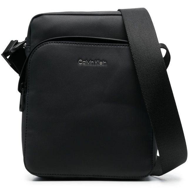 CALVIN KLEIN Rankinė per petį vyrams, Juoda, Pique reporter 1