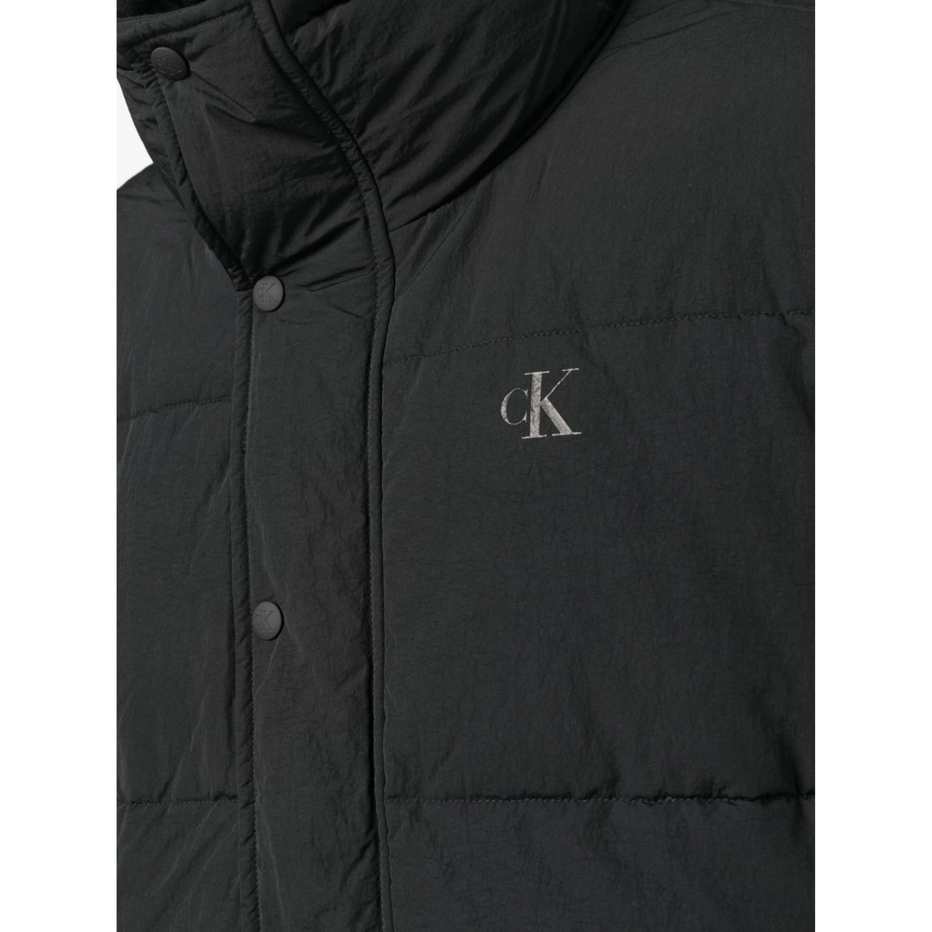 CALVIN KLEIN JEANS Pūkinė striukė vyrams, Juoda, Badge oversized puffer 2