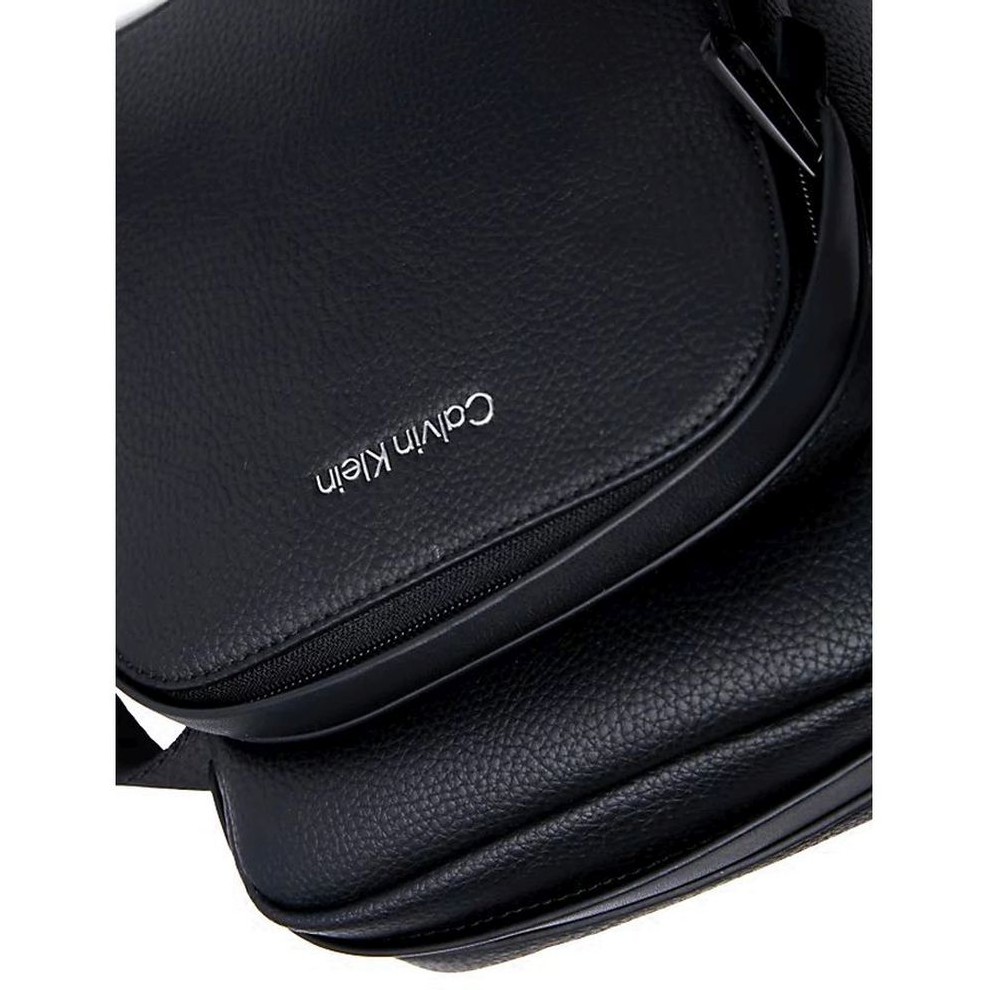 CALVIN KLEIN Rankinė per petį vyrams, Juoda, Must reporter 3