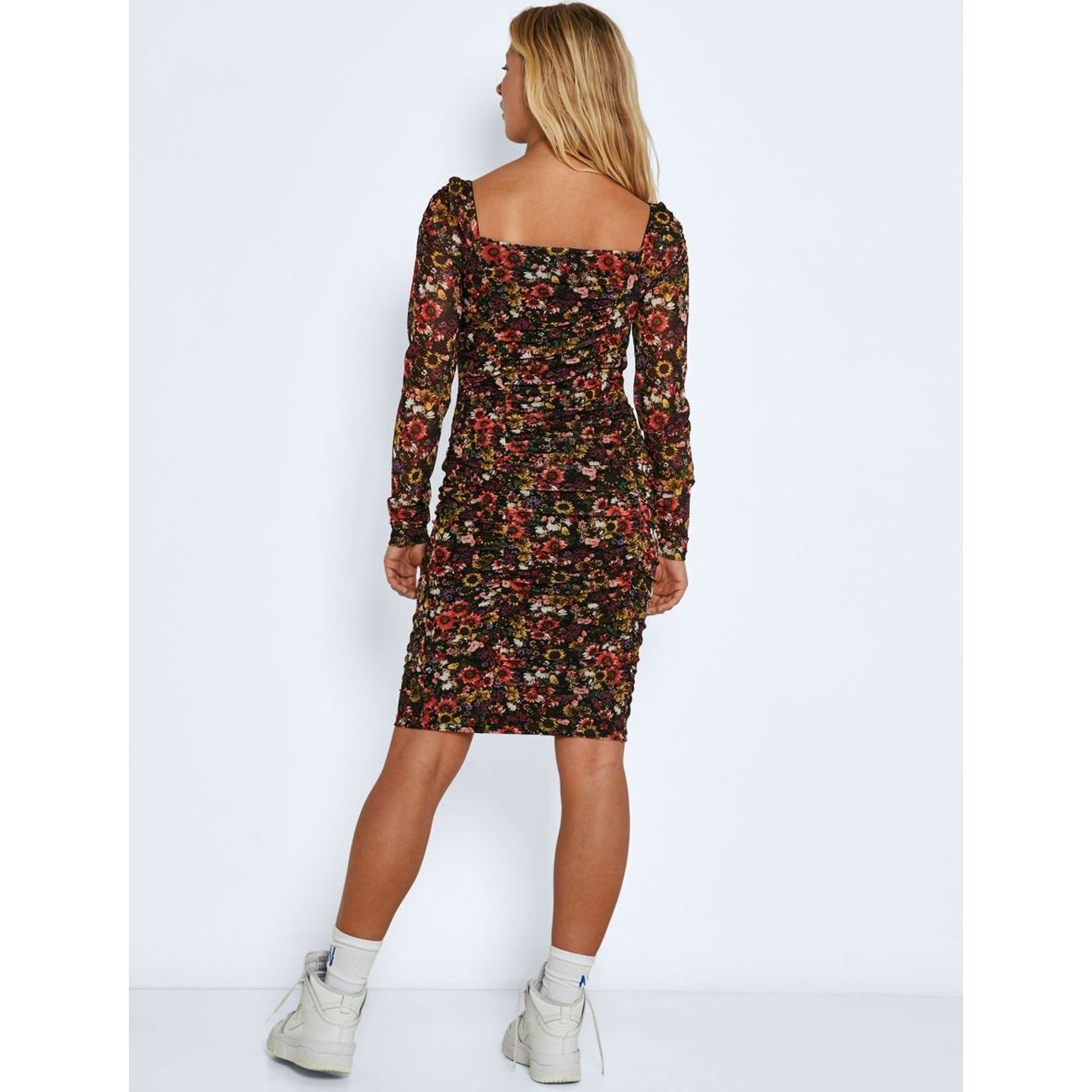 NOISY MAY Mini suknelė moterims, Juoda, NMJUDITH L/S MESH RUC 3