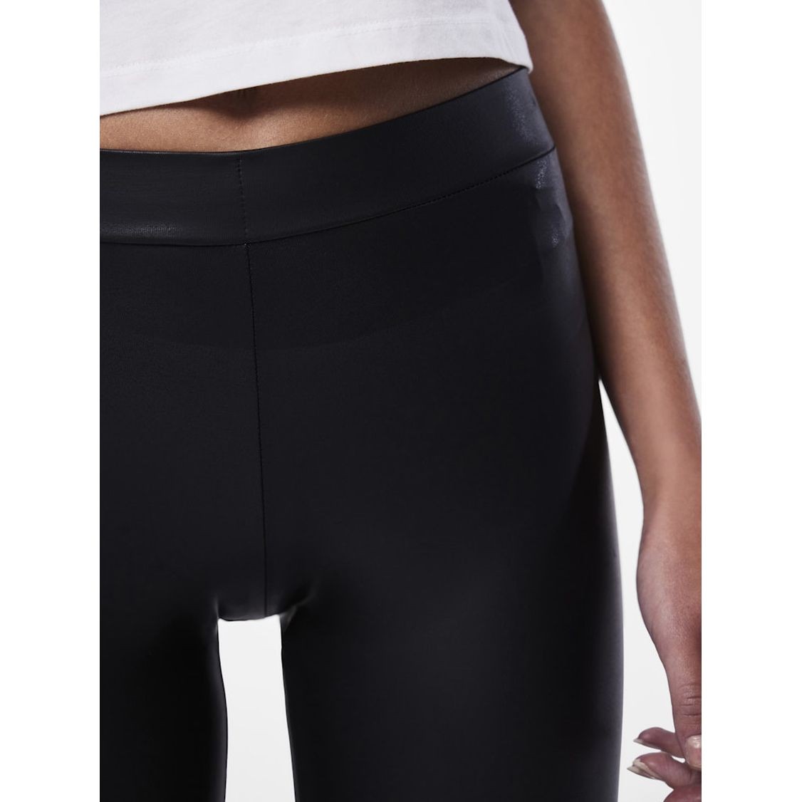 PIECES Kelnės moterims, Juoda, PCNEW SHINY LEGGINGS 8