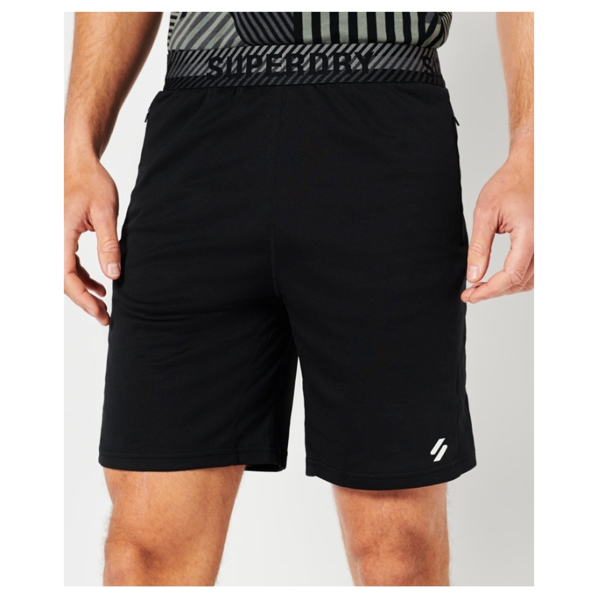 SUPERDRY Šortai vyrams, Juoda, CORE RELAXED SHORTS
