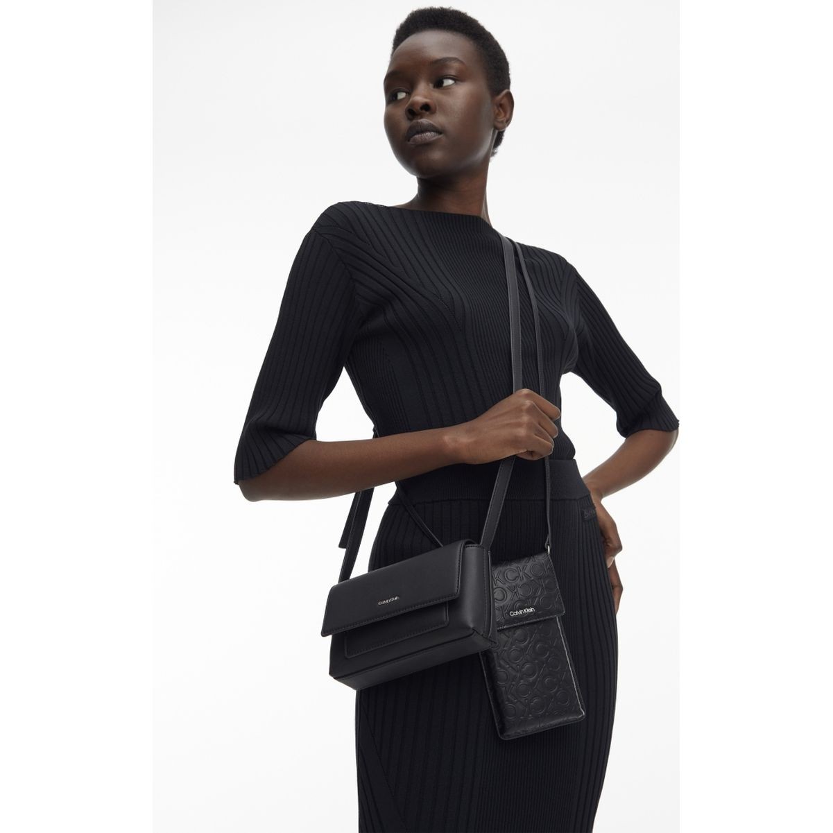 CALVIN KLEIN Rankinė per petį moterims, Juoda, Must mini bag 4