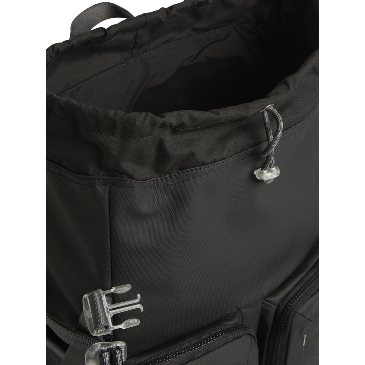 CALVIN KLEIN JEANS Kuprinė vyrams, Juoda, Park culture flap backpack 3