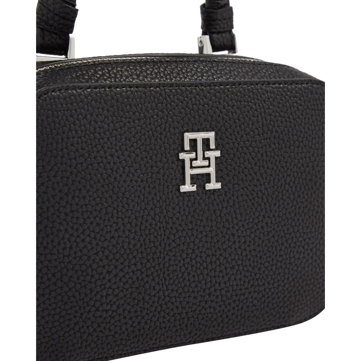 TOMMY HILFIGER Rankinė per petį moterims, Juoda, Emblem trunk crossbody 3