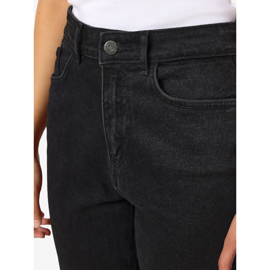 NOISY MAY Slim džinsai moterims, Juoda, NMKATY HW SLIM MOM A 7