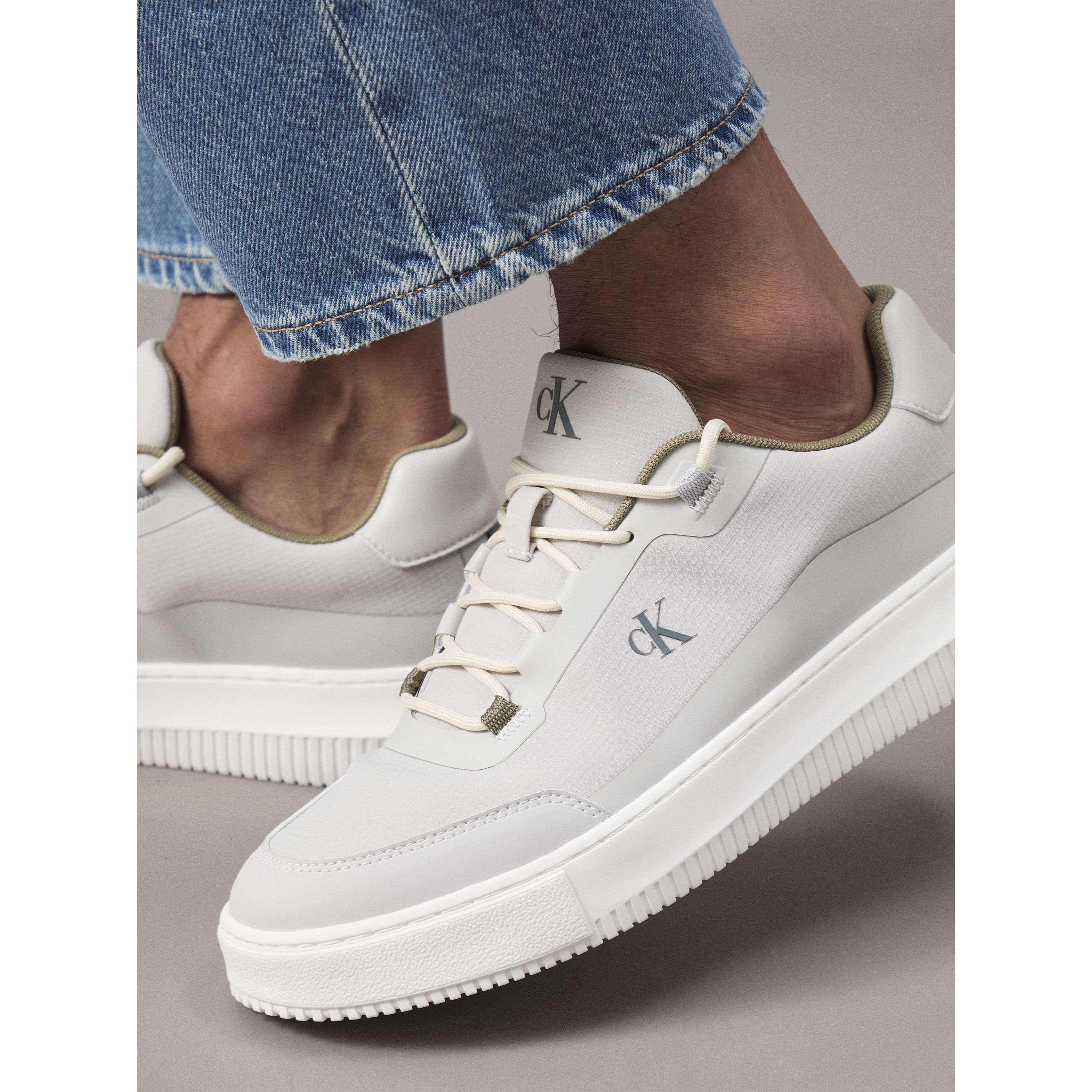 CALVIN KLEIN JEANS Laisvalaikio bateliai vyrams, Pilka, Chunky cupsole low top sneaker 7