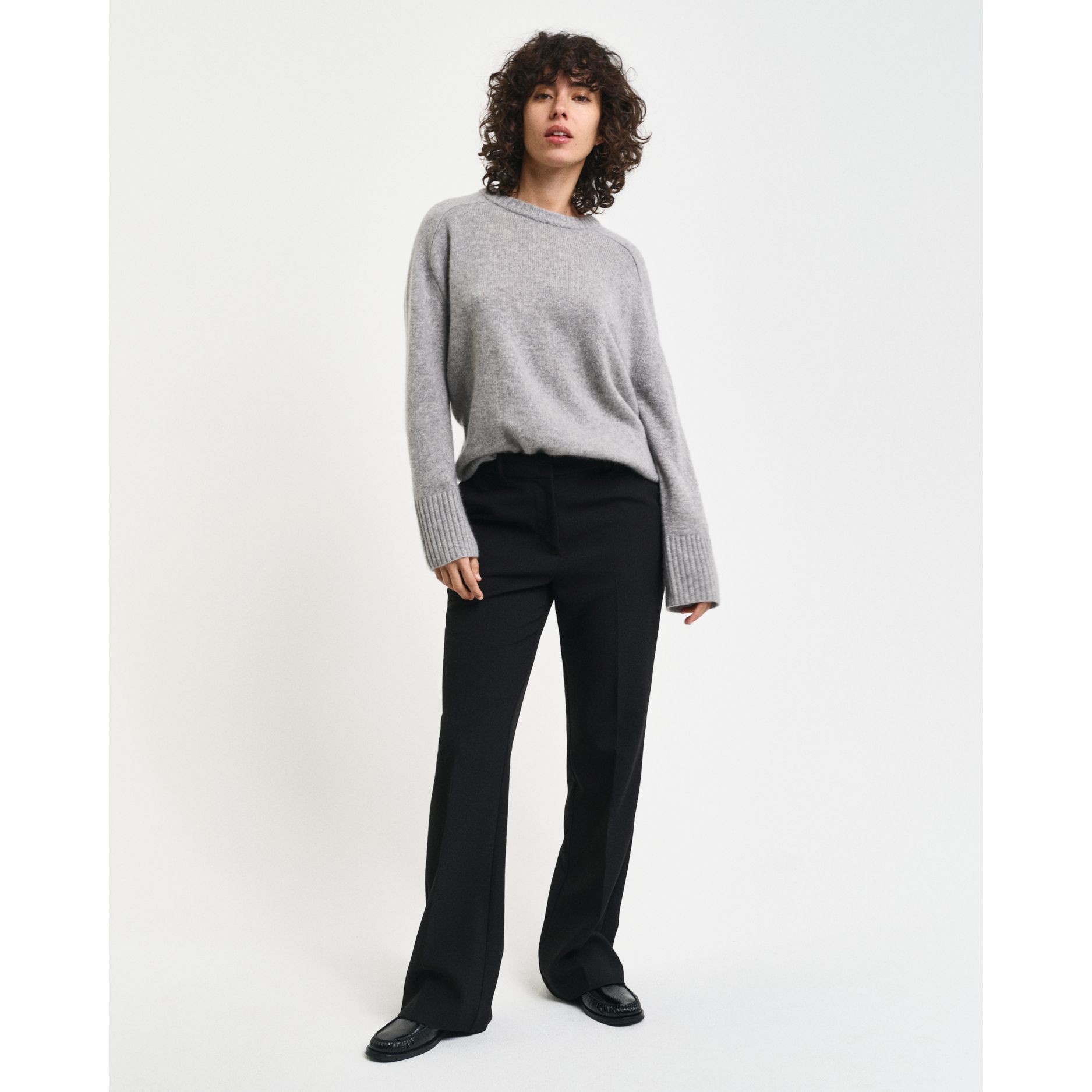 GANT Kelnės moterims, Juoda, slim flare slack 2