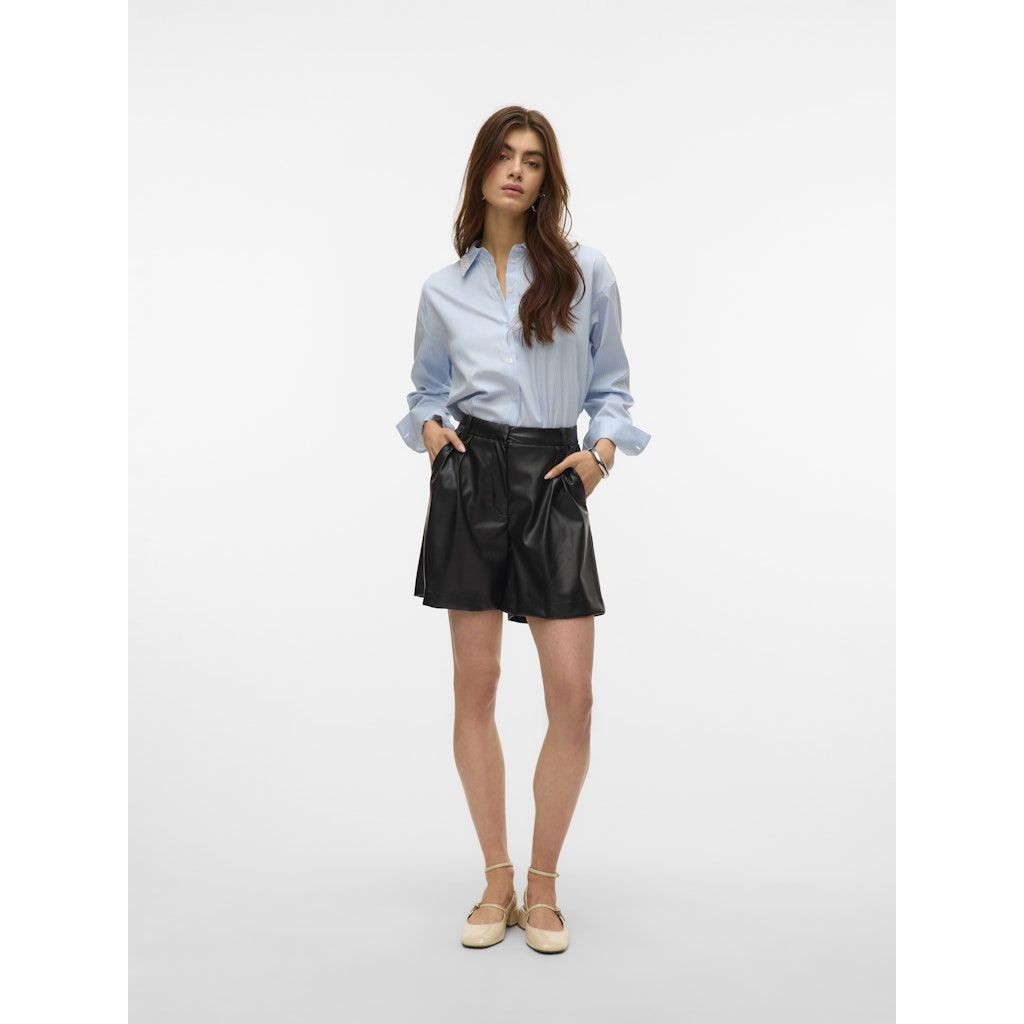 VERO MODA Šortai moterims, Juoda, Dina long shorts 5