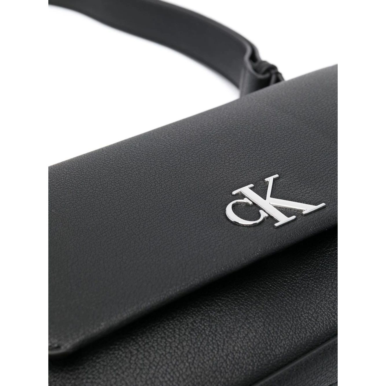 CALVIN KLEIN JEANS Rankinė per petį moterims, Juoda, Minimal mono flap crossbody 3