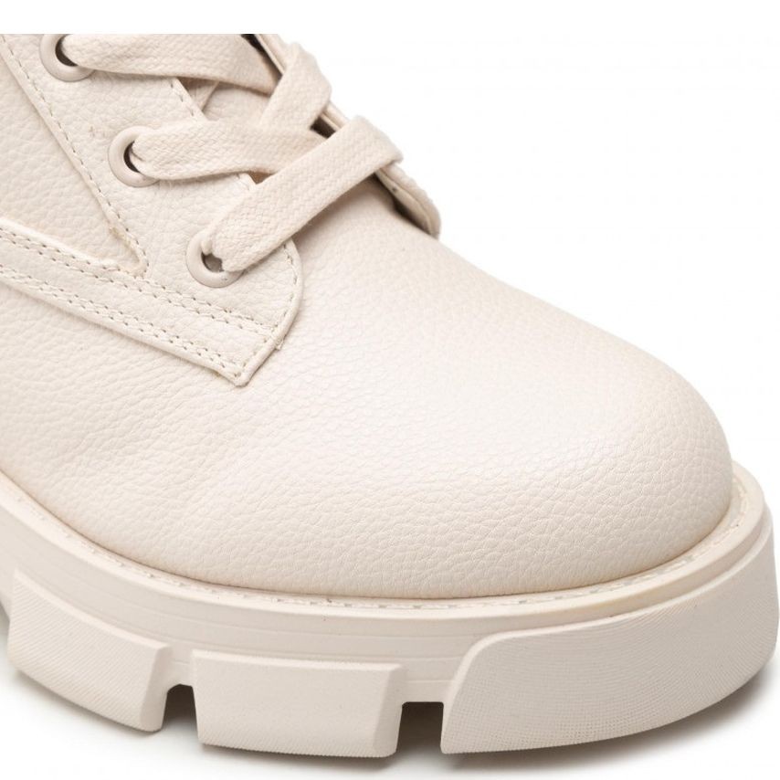 GUESS Aulinukai moterims, MADOX 4