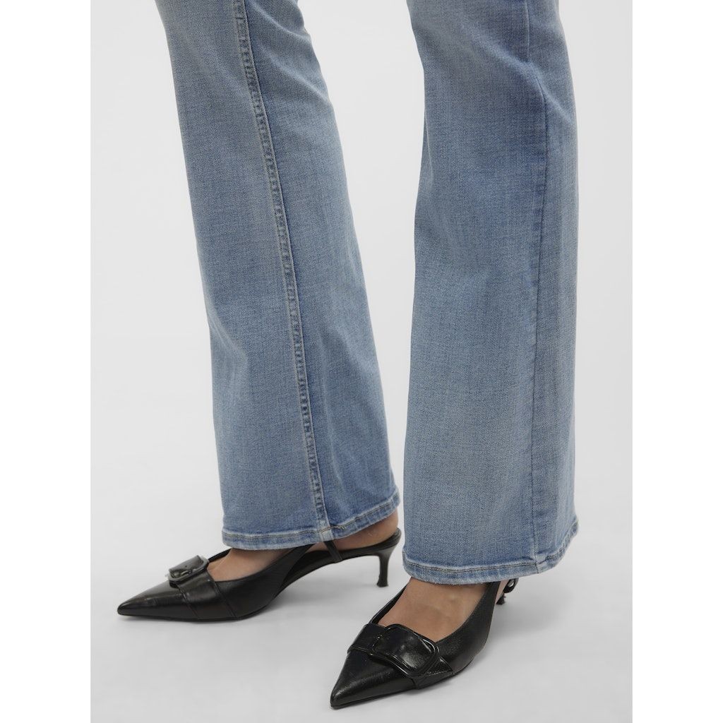 VERO MODA Platėjantys džinsai moterims, Mėlyna, Flash flared jeans 3