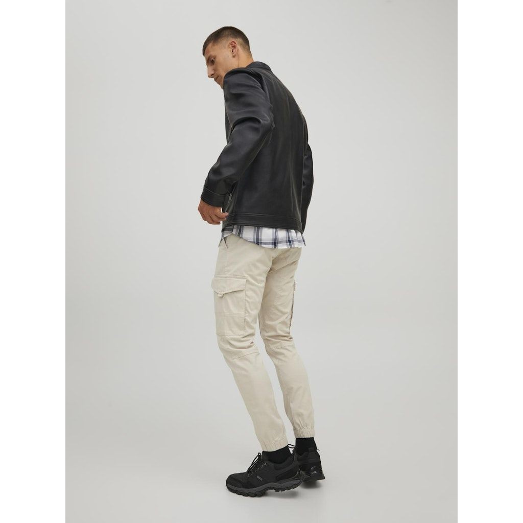 JACK & JONES Striukė vyrams, Juoda, JJEROCKY CLEAN 3