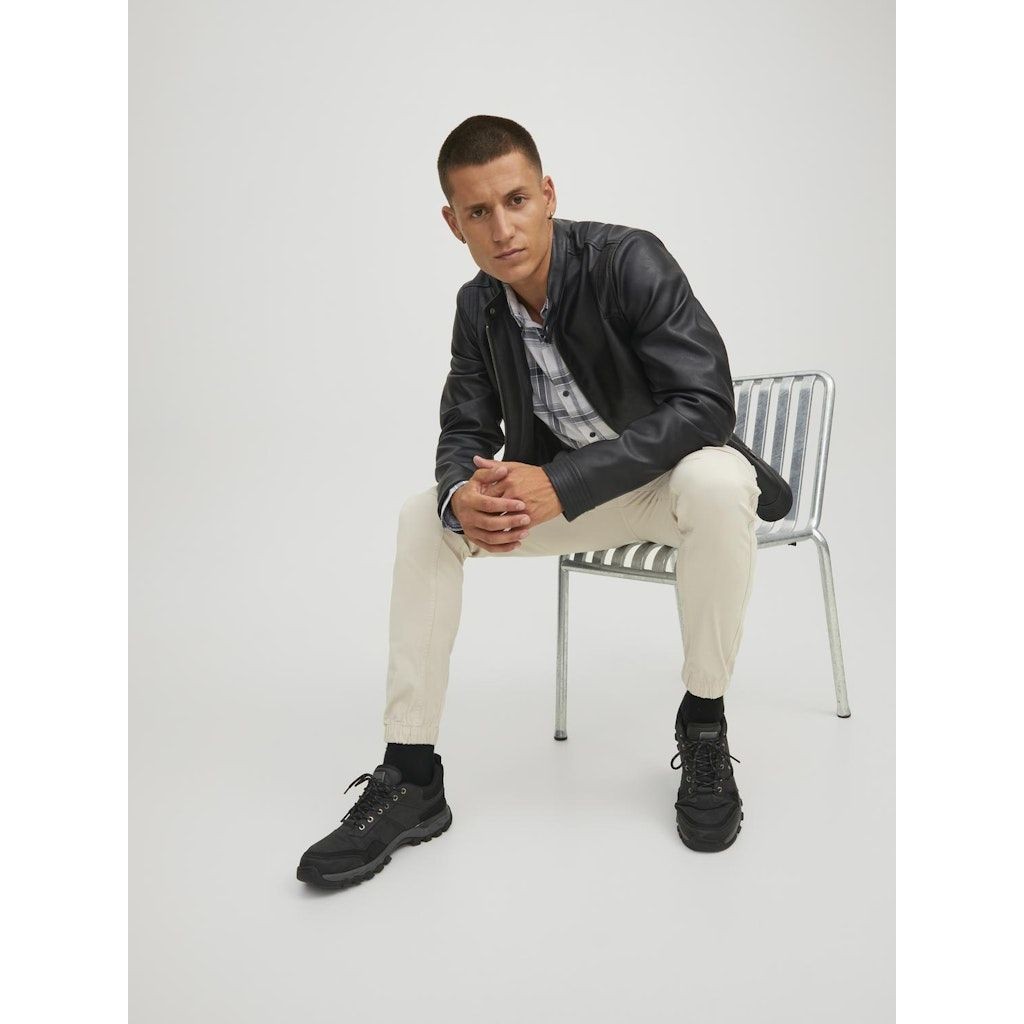 JACK & JONES Striukė vyrams, Juoda, JJEROCKY CLEAN 5