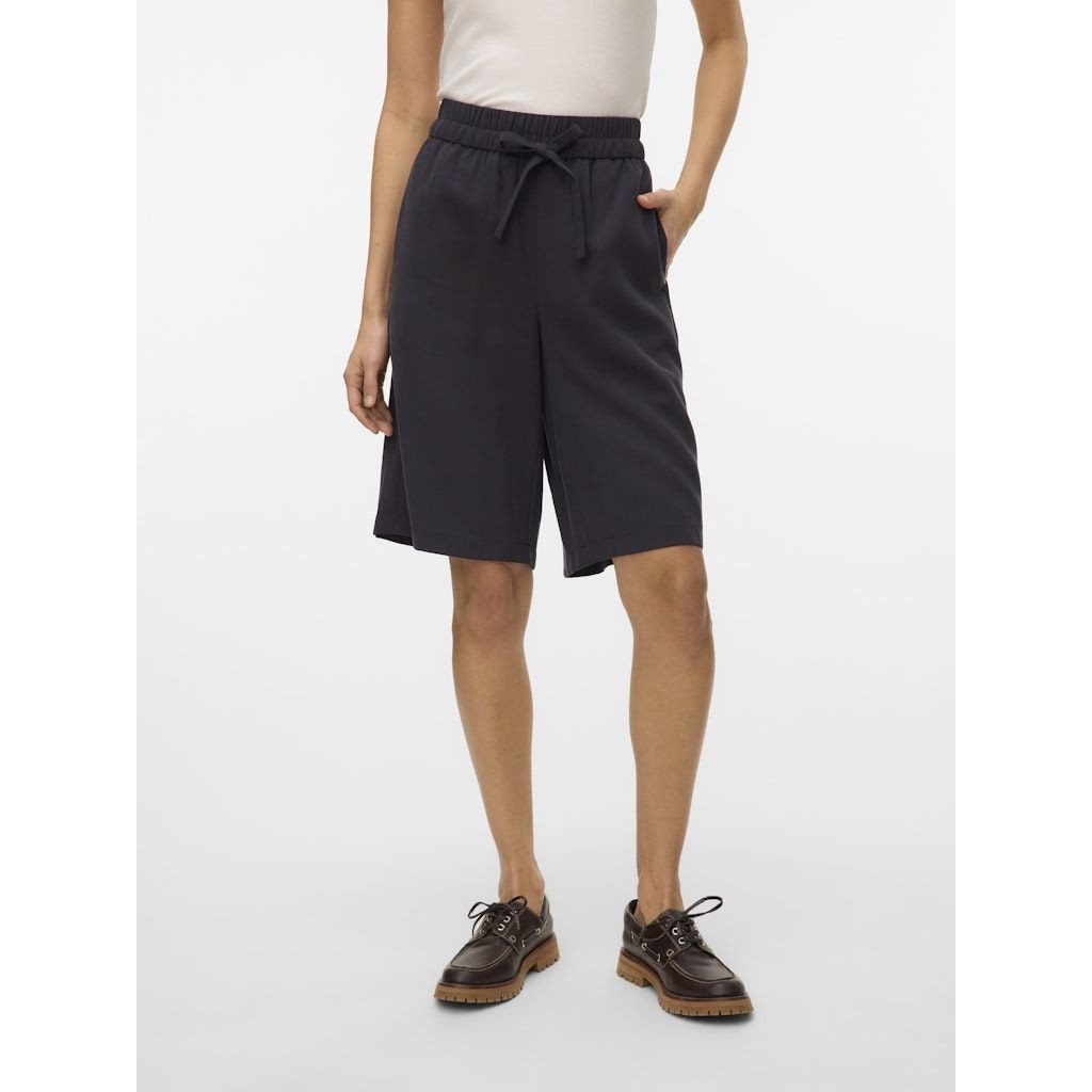 VERO MODA Šortai moterims, Juoda, Carmen long shorts 2