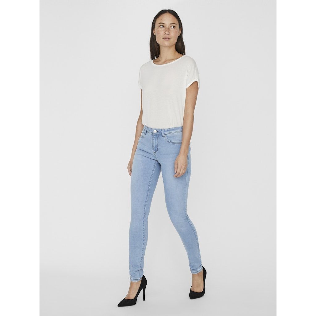 VERO MODA Aptempti džinsai moterims, Mėlyna, VMTANYA MR S PIPING 5