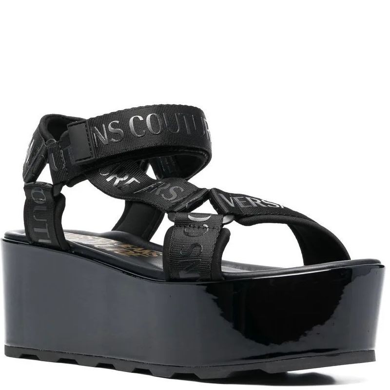 VERSACE JEANS CUTURE Basutės moterims, Juoda, Fondo mallory sandals 1