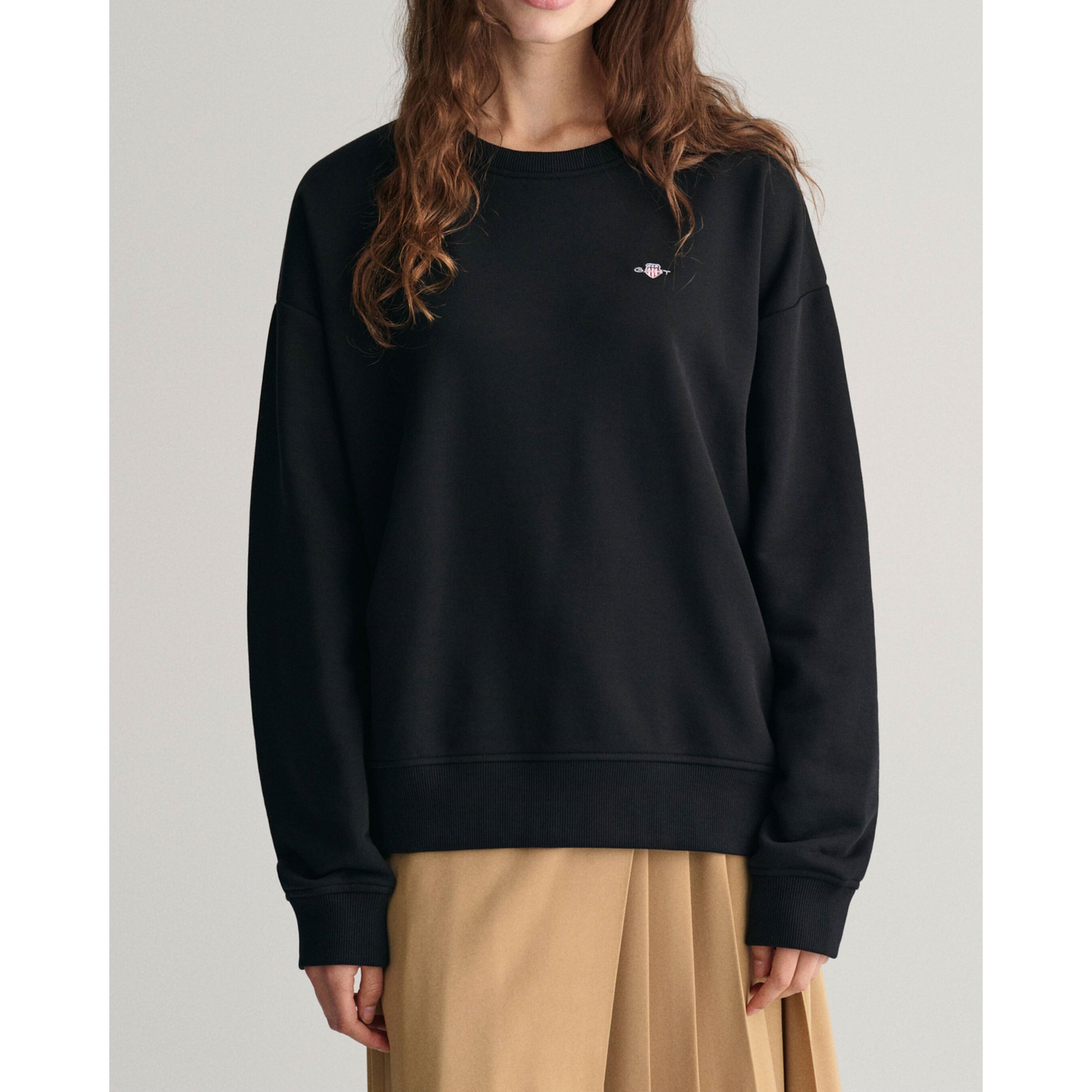 GANT Megztinis moterims, Juoda, REL SHIELD C-NECK SWEAT 2