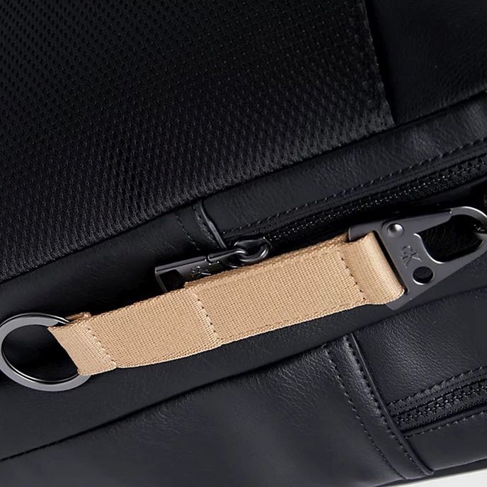 CALVIN KLEIN JEANS Kuprinė vyrams, Juoda, Tagged slim square backpack 3