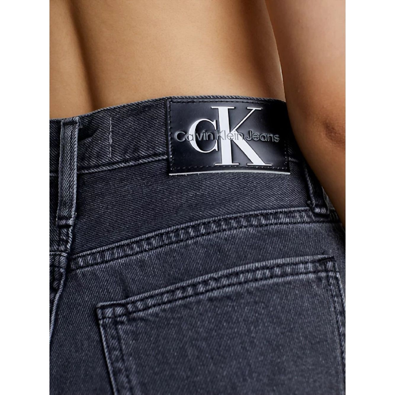 CALVIN KLEIN JEANS Šortai moterims, Juoda, Bermuda mom denim short 3